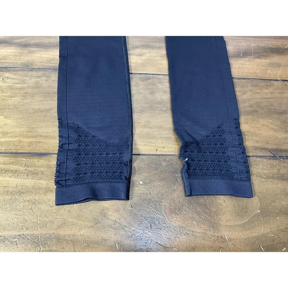 GYMSHARK Energy Seamless Leggings Womens Size Small Black High Rise - Picture 8 of 11